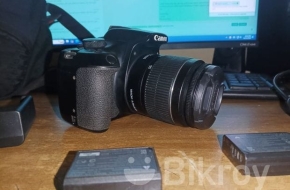 DSLR Camera D1300
